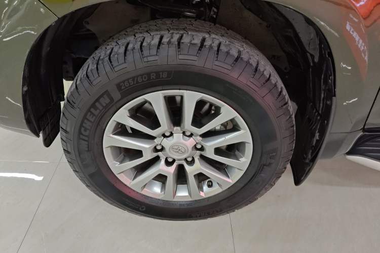 Used Toyota Prado 2018 3.5L Automatic TX-L NAVI with Rear-Mounted Spare Tire
