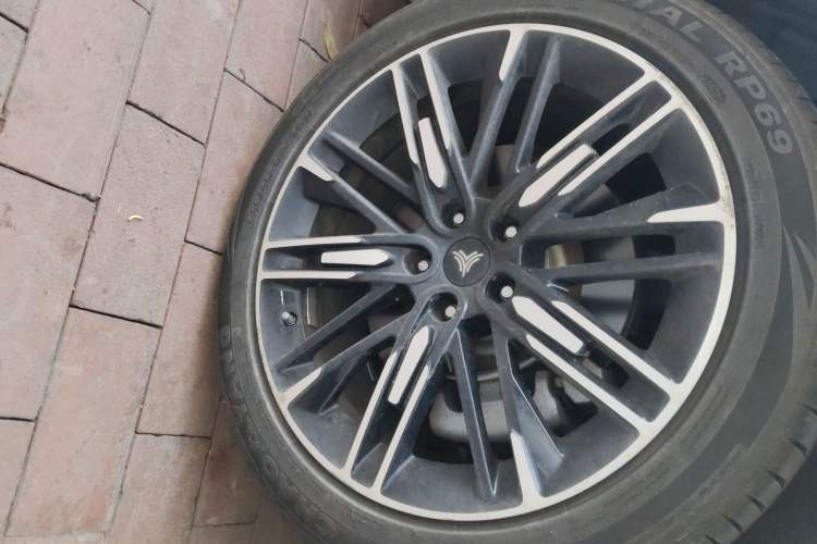 Used NETA S 2022 Extended-Range Version 1160 km Range Rear-Wheel-Drive Compact Edition