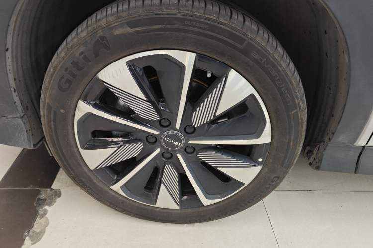 Used BYD Song PLUS New Energy 2025 DM-i 112KM Prestige Model
