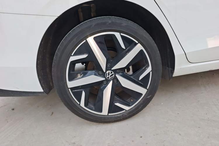 Used Volkswagen Lamando 2024 Lavida L 280TSI DSG Cool & Spicy Edition