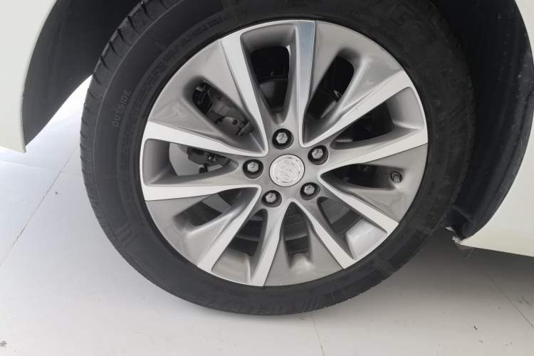 Used Buick GL6 2021 323T Mild Hybrid Connect Luxury Model
