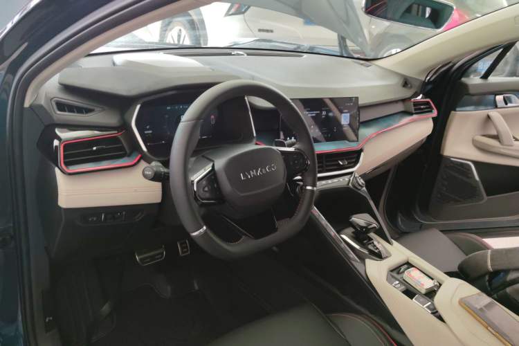 Used Lynk & Co 06 2020 1.5T YAO Halo
