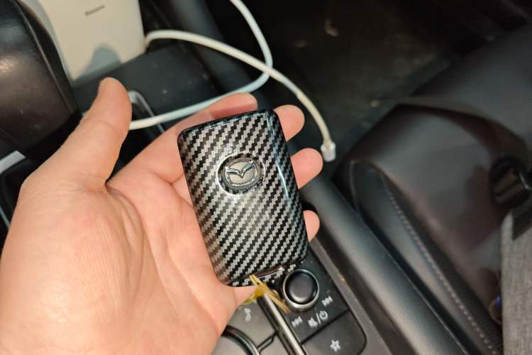 Used Mazda Mazda 3 Axela 2020 1.5L Automatic Luxury Version