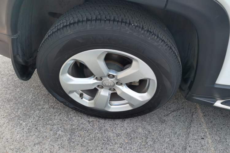 Used  Compass 2017 200T Automatic Family Edition
