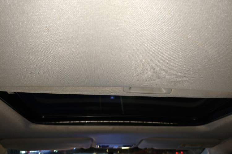 Used Honda Jade 2017 1.8L automatic Comfort version 5 seats