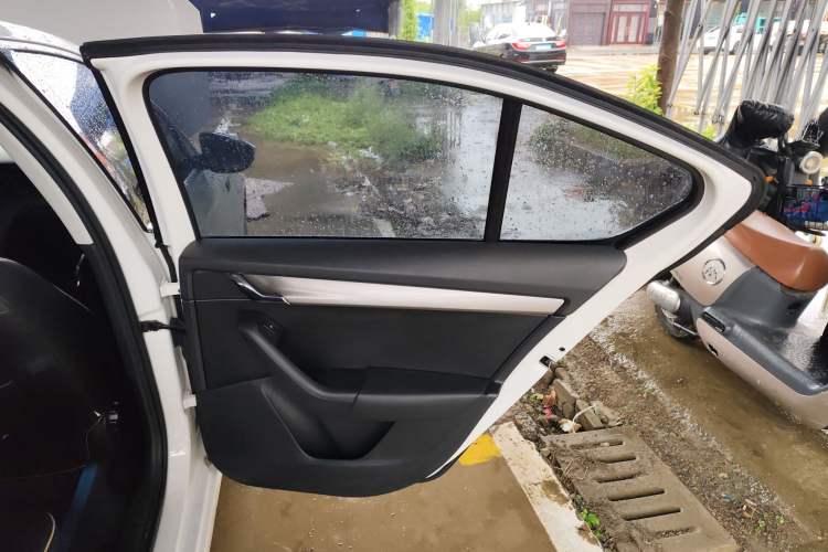 Used Skoda Octavia 2018 1.6L Automatic Comfort Edition
