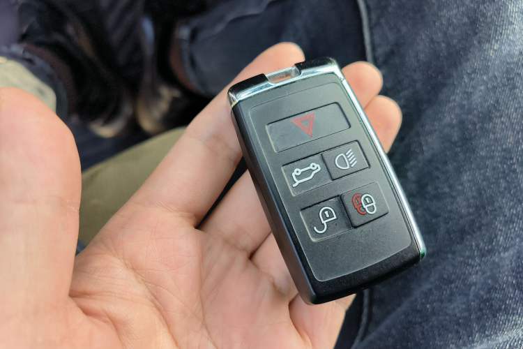 Used Land Rover Discovery 2021 300PS S
