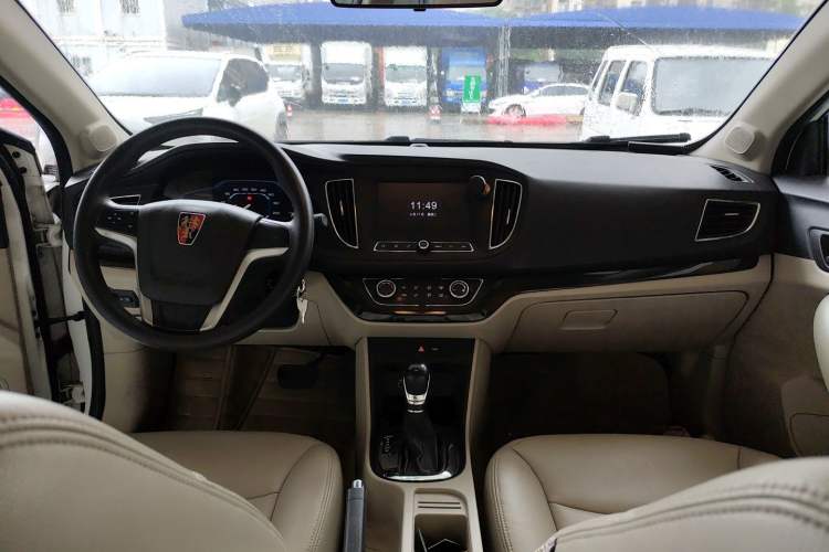 Used Roewe 360 2015 1.5L Automatic Luxury Edition
