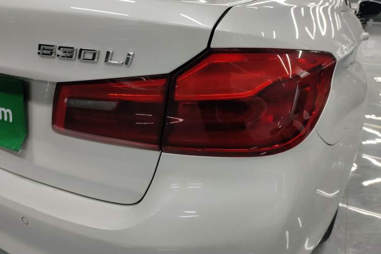 Used BMW 5 Series 2019 530Li Leading Model Luxury Package
