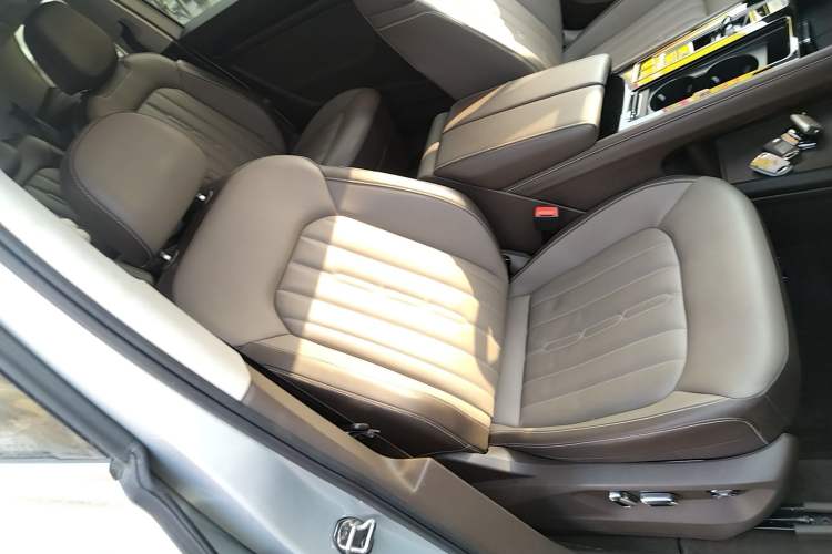 Used Volkswagen Viloran 2024 330TSI Luxury Edition