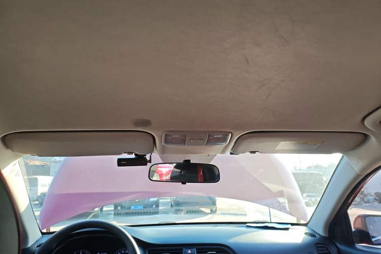 Used Kia KX Cross 2017 1.4L AT GLS