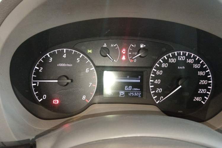 Used Nissan Sylphy 2014 1.6XV CVT Deluxe Edition