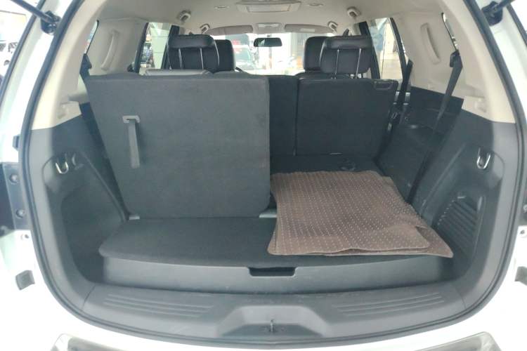 Used Isuzu mu-X 2017 2.5T Four-Wheel Drive Automatic Luxury 7-Seater
