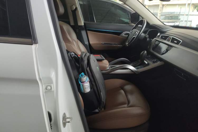 Used Geely Auto Emgrand X7 Sport 2016 1.8TD Automatic All-Wheel-Drive ZhiZun Edition
