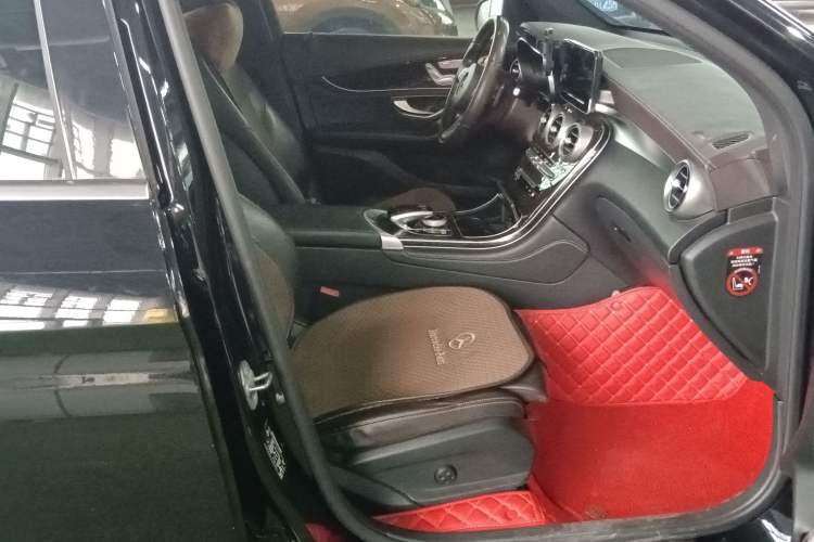 Used Mercedes-Benz GLC 2018 Facelifted GLC 260 4MATIC Dynamic Edition
