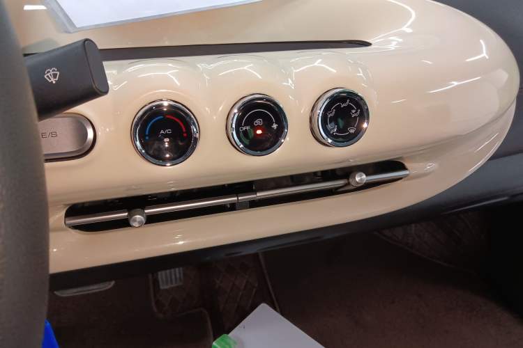 Used Wuling Bingo 2024 203km Light Edition