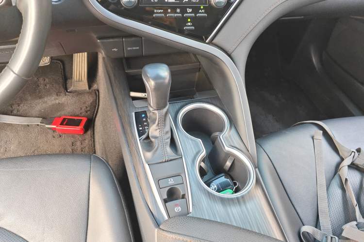 Used Toyota Camry 2021 2.0G Luxury Edition