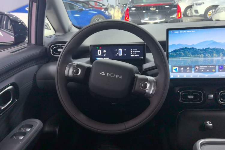 Used AION UT 2025 330 Starlight Edition
