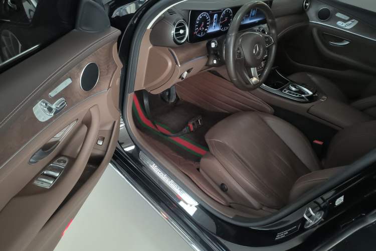 Used Mercedes-Benz E-Class 2017 E 300 L Luxury Model

