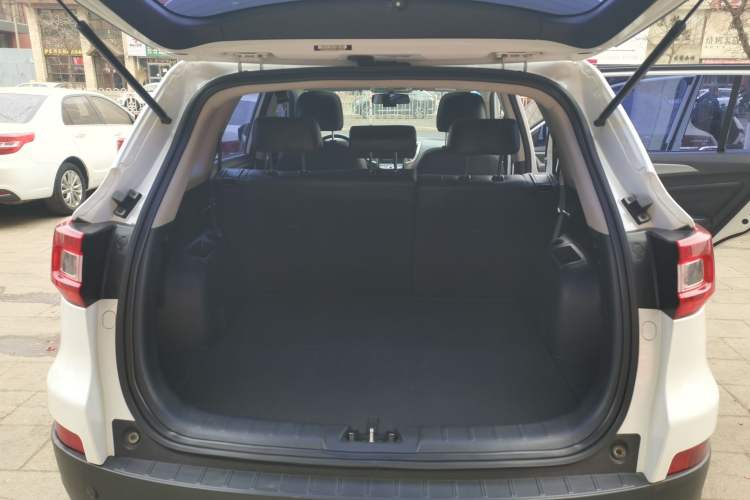 Used Changan CS75 2016 1.8T Automatic Elite Model China V Standard
