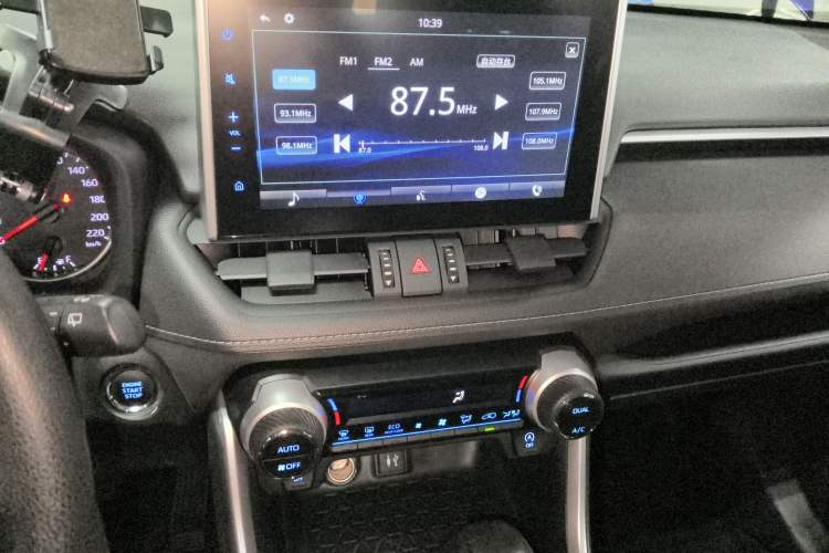 Used Toyota Wildlander 2020 2.0L CVT Two-Wheel Drive Luxury Edition
