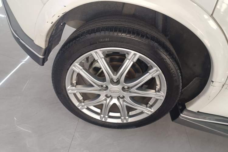 Used Infiniti ESQ 2014 1.6L Spontaneous Edition
