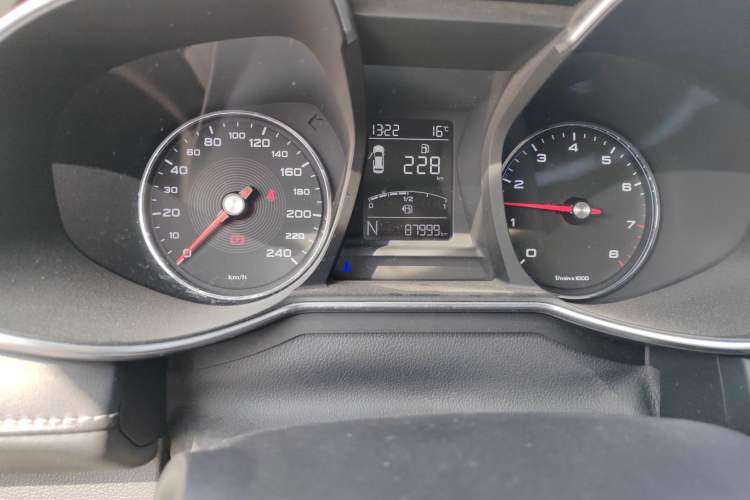 Used MG 6 2017 20T Automatic Luxury Smart Connect Version China V Standard