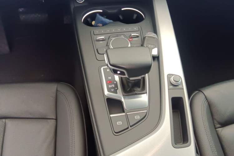 Used Audi A5 2017 Sportback 45 TFSI Fashion Model
