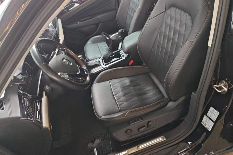 Used Volkswagen Passat 2019 330TSI Prestige Edition China VI Standard
