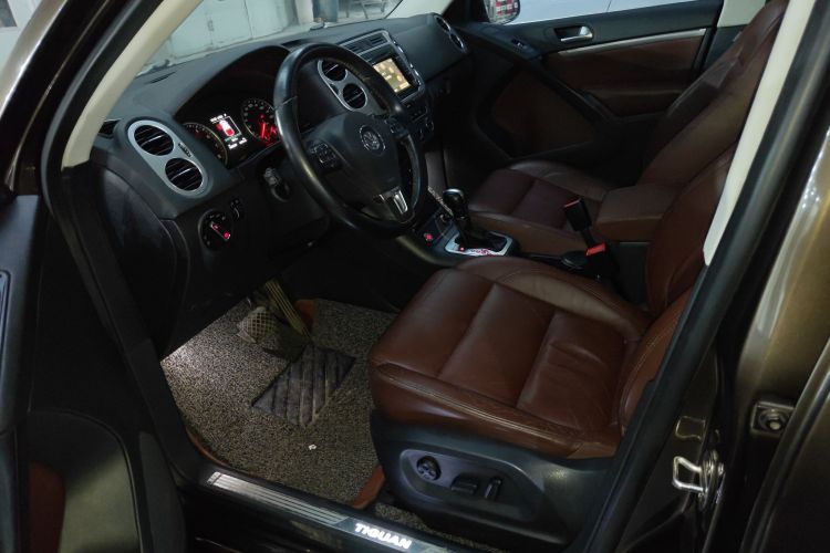 Used Volkswagen Tiguan 2015 1.8TSI Automatic All-Wheel-Drive Luxury Model