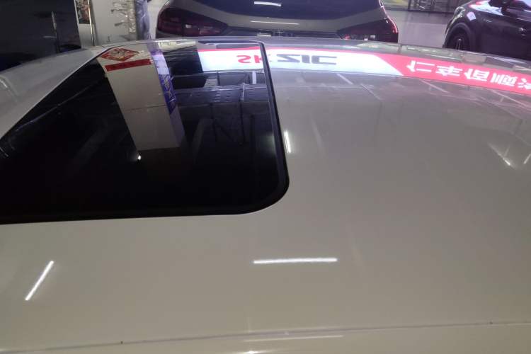 Used Volkswagen Polo 2016 1.6L Automatic Comfort Model
