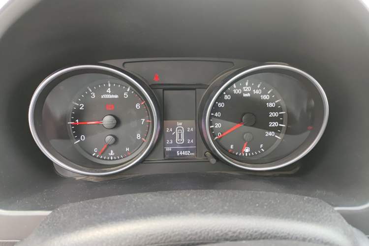 Used Haval H6 2016 Upgraded Model 1.5T Manual Two-Wheel Drive Elite Version
