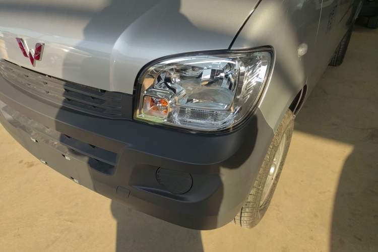 Used Wuling Zhiguang 2023 1.5L Practical Version 5/7 Seats