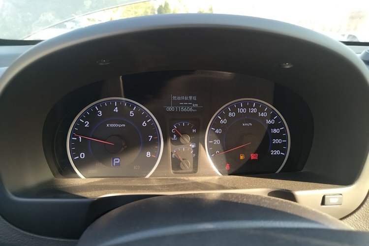 Used Hyundai Celesta 2015 1.6L Automatic Luxury Model