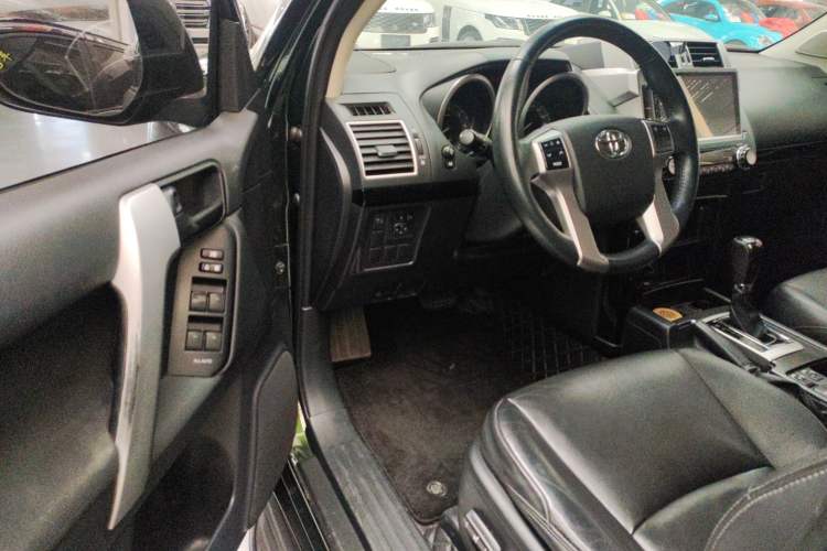 Used Toyota Prado 2016 2.7L Automatic Standard Edition
