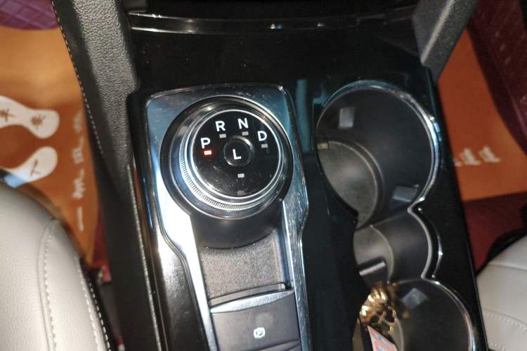 Used Ford Escape 2020 EcoBoost 245 Four-Wheel Drive Titanium Edition
