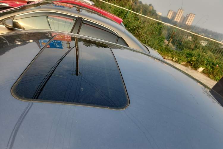 Used Roewe i5 2021 1.5L CVT Diamond Edition
