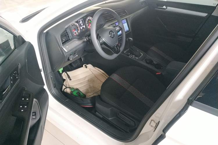 Used Volkswagen Lamando 2021 230TSI DSG Fashion Edition