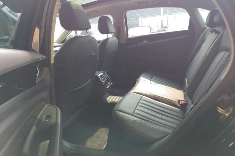 Used Volkswagen Passat 2022 330TSI Elite Edition
