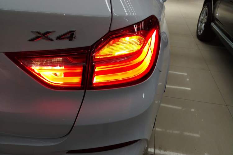 Used BMW X4 2016 xDrive20i M Sport Edition