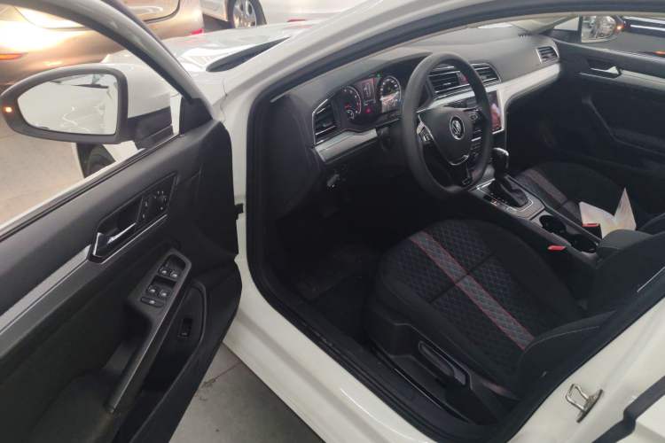 Used Volkswagen Lamando 2021 230TSI DSG Fashion Edition