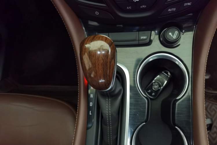 Used Buick Envision 2018 28T Four-Wheel Drive Elite Version
