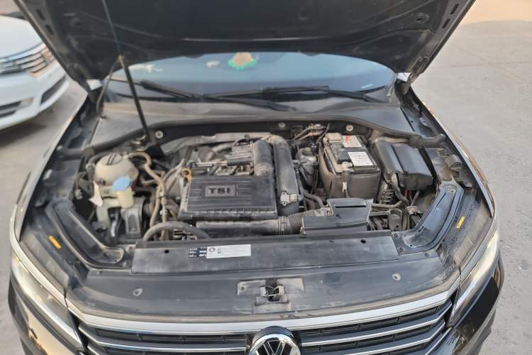 Used Volkswagen Passat 2017 280TSI DSG Luxury Edition
