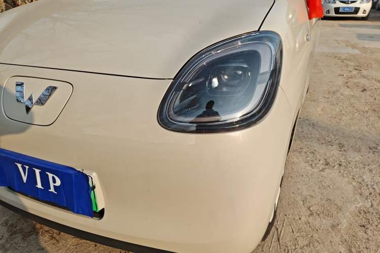 Used Wuling Hongguang MINIEV 2025 Four-Door Version Advanced Edition
