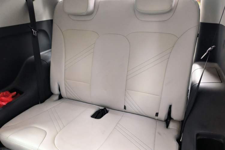 Used Chery Little Ant 2021 200 000-Yuan Ant Fan Edition Talent Version NMC Battery 408 km续航
