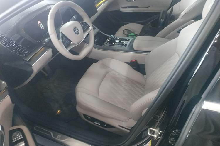 Used BYD Han 2025 DM-i Intelligent Driving Edition 125KM LiDAR Flagship Model