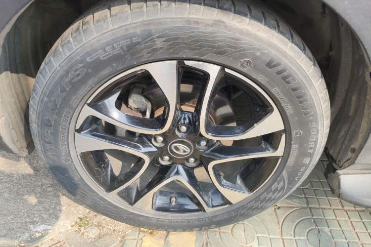 Used Soueast DX7 2015 1.5T Automatic Luxury Model