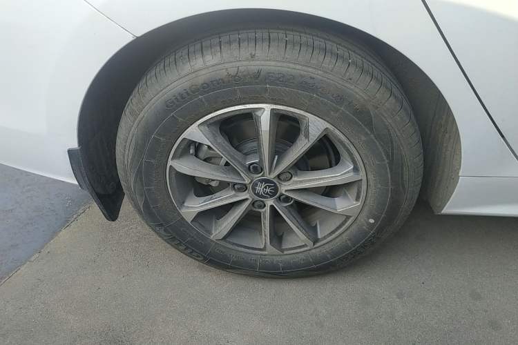 Used BYD Qin PLUS 2024 HONOR Edition DM-i 55KM Leading Model
