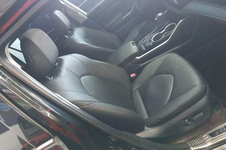 Used Toyota Highlander 2022 Dual-Engine 2.5L Four-Wheel Drive Prestige Version 7 Seats