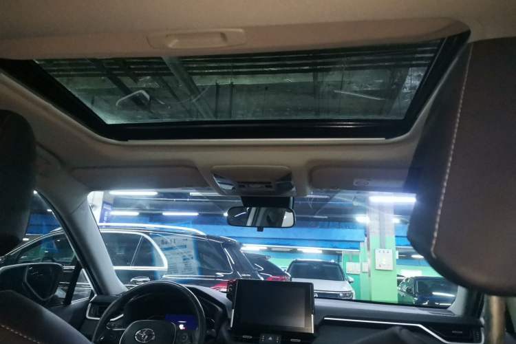 Used Toyota RAV4 2021 2.0L CVT Two-Wheel Drive Fashion PLUS Edition
